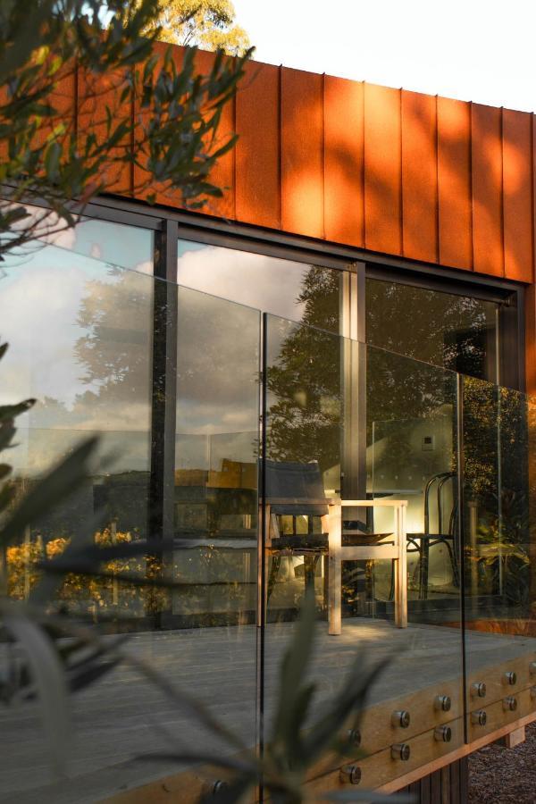 Tussock Hill Vineyard Retreats Hotel Christchurch Exterior foto