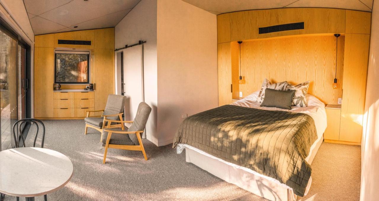 Tussock Hill Vineyard Retreats Hotel Christchurch Exterior foto