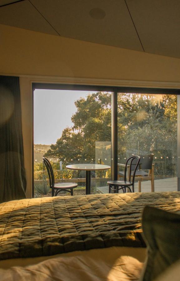 Tussock Hill Vineyard Retreats Hotel Christchurch Exterior foto
